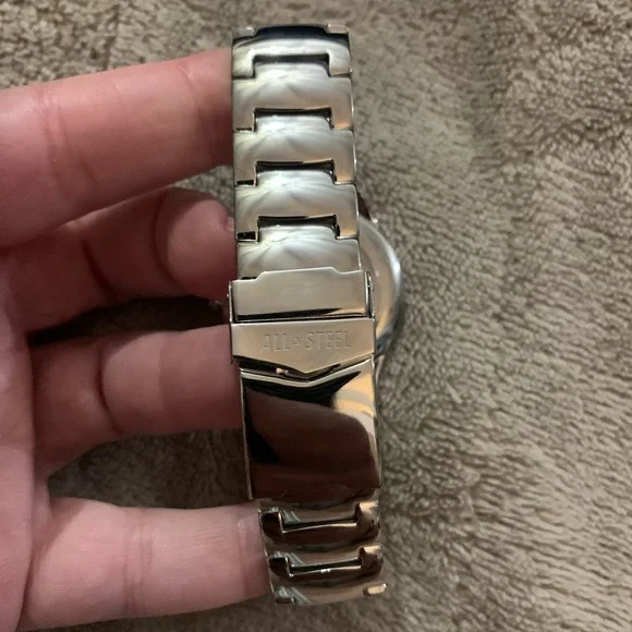 Authentic Cardinal Watch - black face - Picture 5 of 7